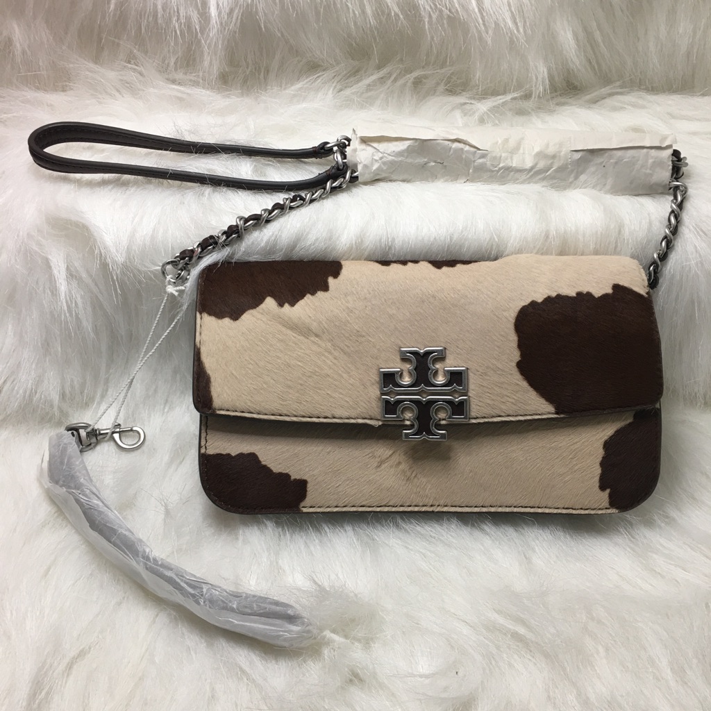 Authentic New Tory Burch Britten Haircalf Chain Wallet Cold Brew/ New Cream